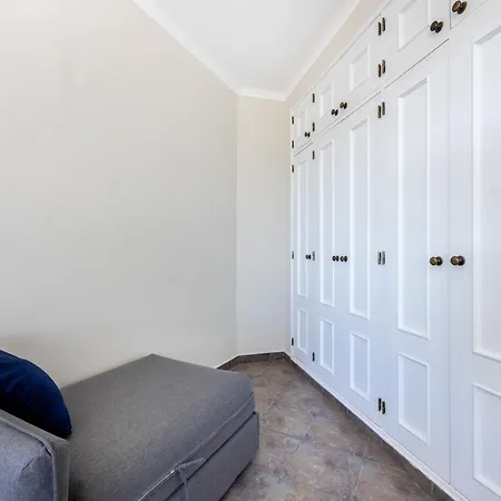 Coolhouses Algarve Luz, 1 Bed Penthouse Flat W/ Sea Views. Fiji 11 Apartment