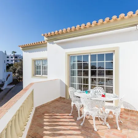 Coolhouses Algarve Luz, 1 Bed Penthouse Flat W/ Sea Views. Fiji 11 Appartement Luz